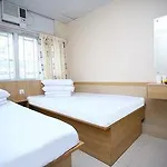Wide Easy Hostel